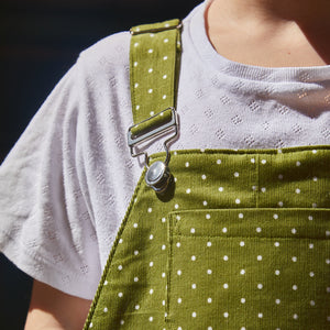 Sewing short overalls for children