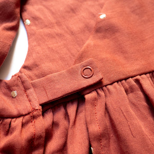 Sewing long-sleeved dress
