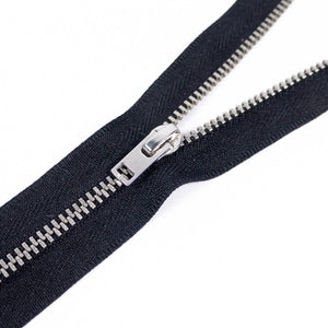 Metal zipper - Single slider - Non-separable - Black - 15 cm