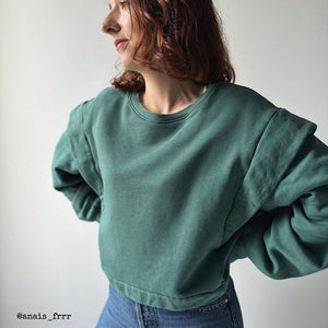 Loose-fitting sweater sewing pattern for women