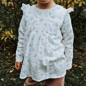 Blouse with ruffles and long sleeves for girl