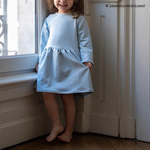 DIY long-sleeved baby dress