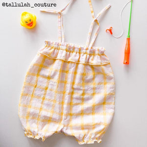 Sewing of baby romper with straps, mixed