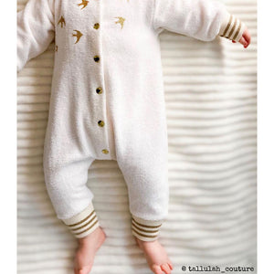 DIY baby suit with long sleeves