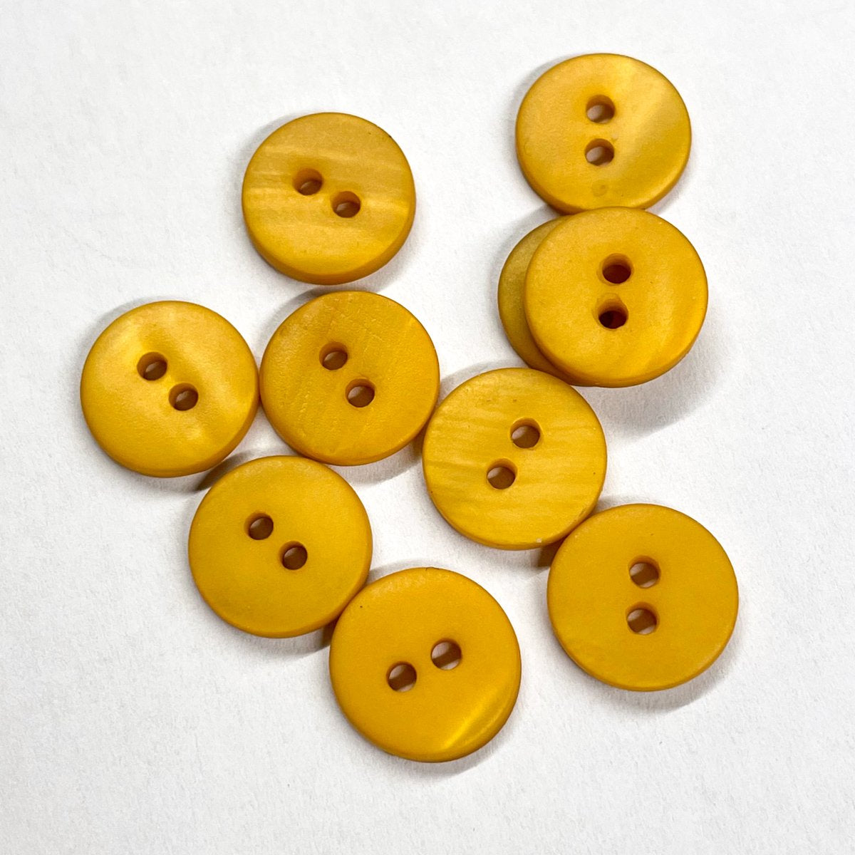 Matte shell buttons (sold by unit) - Dark navy - 10mm, 12mm et 15mm