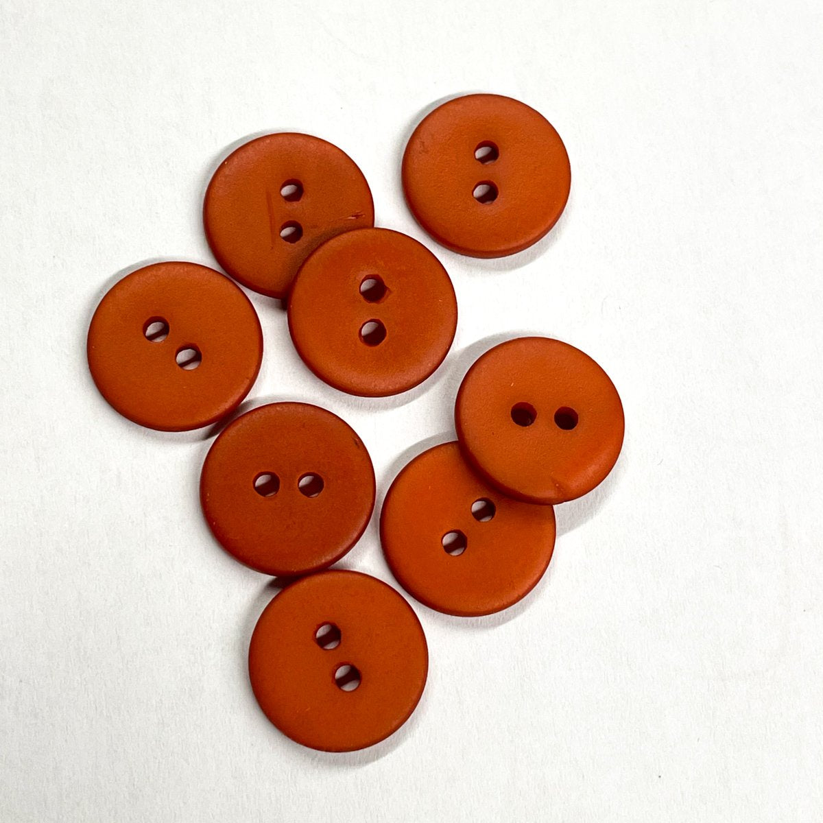 Matte shell buttons (sold by unit) - Terracotta - 10mm, 12mm et 15mm –  Ikatee sewing patterns