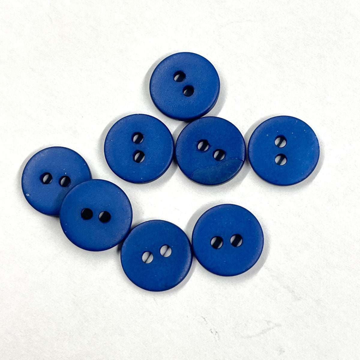 Matte shell buttons (sold by unit) - Dark navy - 10mm, 12mm et 15mm